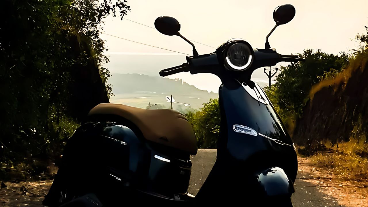 Avera Retrosa Electric Scooter Deliveries Commence